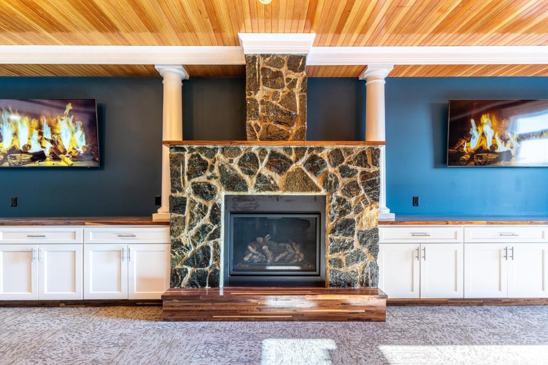 Stone Park Ellsworth-Bar Harbor Aparthotel ภายนอก รูปภาพ